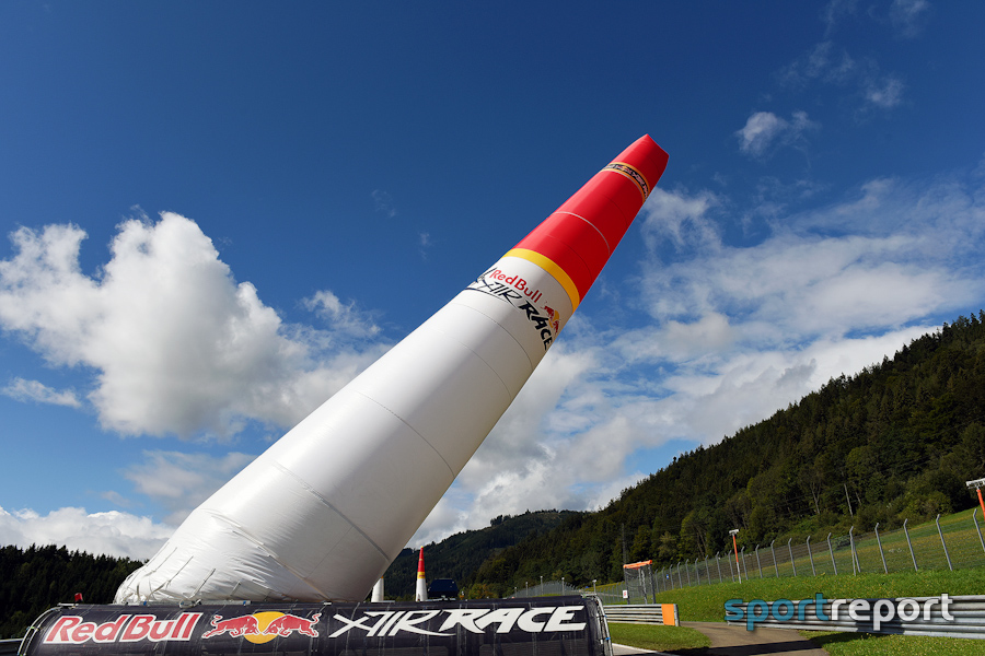 Red Bull Air Race 2015 bleibt bis zum Finale spannend