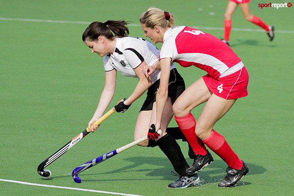Österreich verlieren gegen Weißrussland - Foto © GW2011 @ sportreport Damenhockey - AUT - BLR