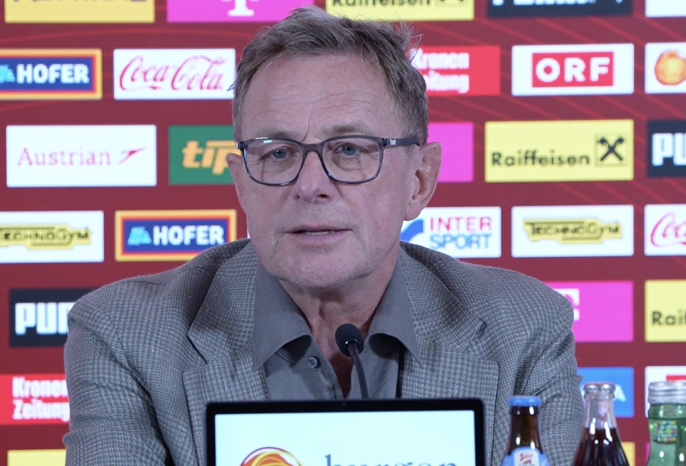 Video: Pressekonferenz mit ÖFB-Trainer Ralf Rangnick Pressekonferenz von Ralf Rangnick nach ÖFB – Pressekonferenz im ÖFB Campus